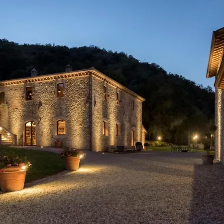 Villa Sleeps 8 Pool Wifi Palazzo Guglielmi