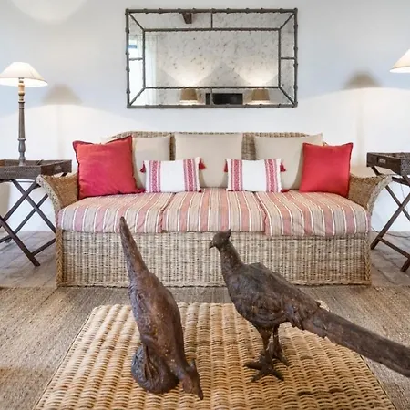 Sleeps 8 Pool Wifi Willa