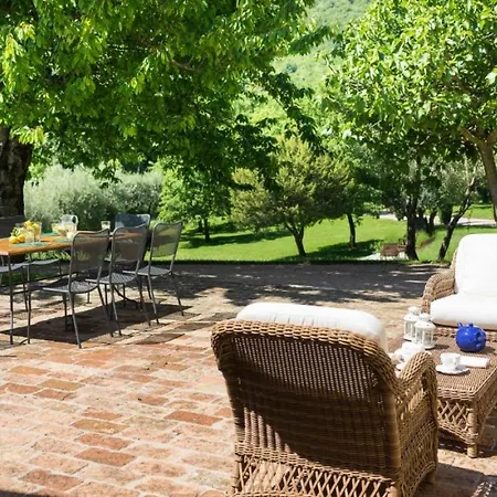 Sleeps 8 Pool Wifi * Palazzo Guglielmi